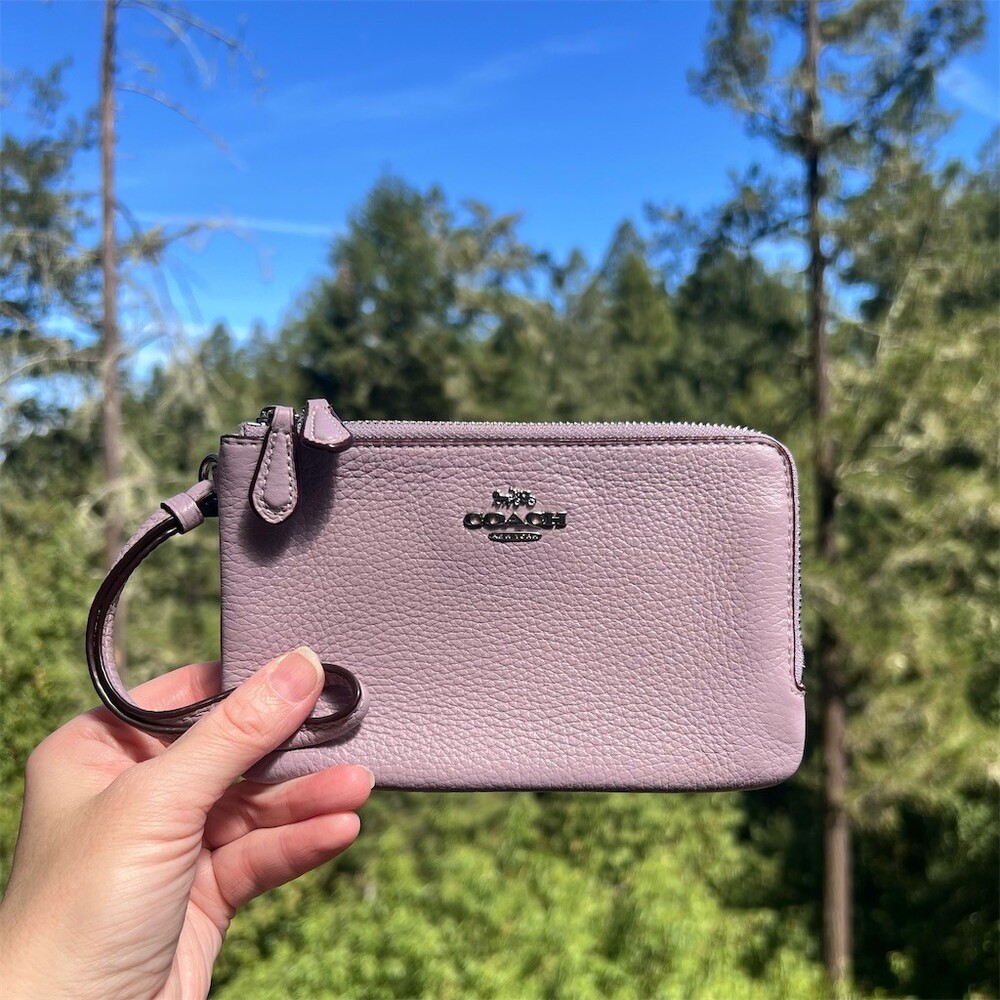 COACH Purple Pebbled Leather Wristlet Wallet Double Zip with Silver Hardware